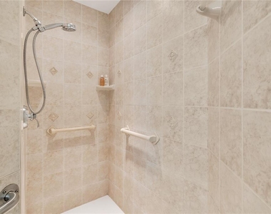 5204 Bouchard Circle - Photo Thumbnail 23