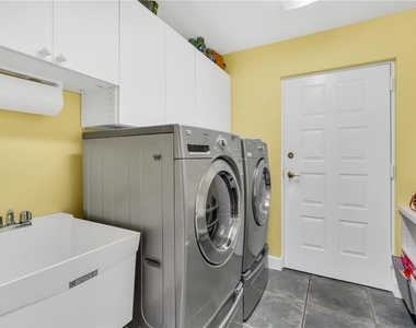 5204 Bouchard Circle - Photo Thumbnail 25