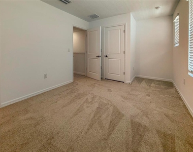 8948 Daybreak Street - Photo Thumbnail 15