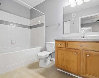 3005 Chianti Court - Photo Thumbnail 14