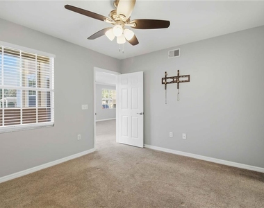 3005 Chianti Court - Photo Thumbnail 12