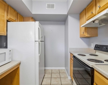 3005 Chianti Court - Photo Thumbnail 10