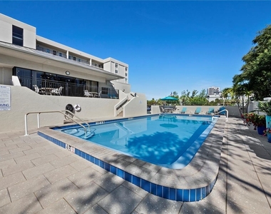 420 Beach Road - Photo Thumbnail 29