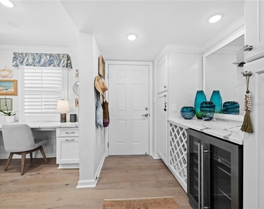 420 Beach Road - Photo Thumbnail 2