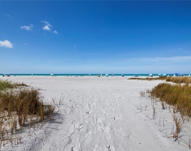 420 Beach Road - Photo Thumbnail 26