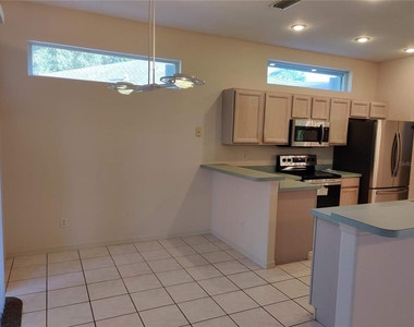 4469 Edinbridge Circle - Photo Thumbnail 5