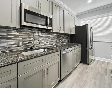 408 Armada Road S - Photo Thumbnail 3