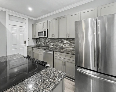 408 Armada Road S - Photo Thumbnail 2