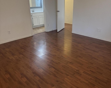 3033 Tierra Humeda Drive - Photo Thumbnail 38