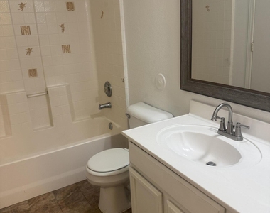 3033 Tierra Humeda Drive - Photo Thumbnail 36