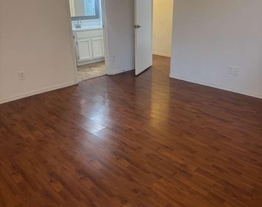 3033 Tierra Humeda Drive - Photo Thumbnail 8