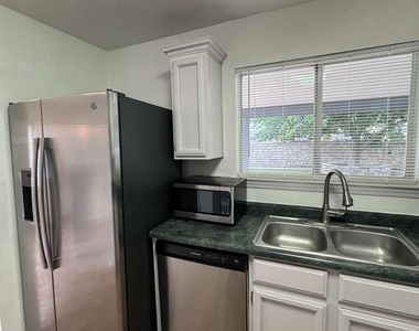 3033 Tierra Humeda Drive - Photo Thumbnail 5