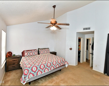 10937 Northview Drive - Photo Thumbnail 25