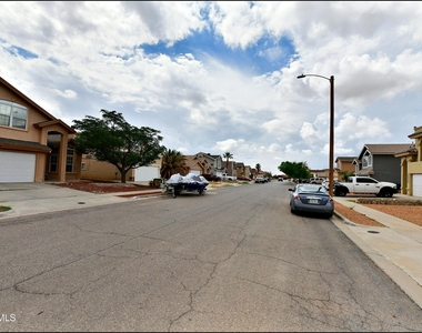10937 Northview Drive - Photo Thumbnail 46