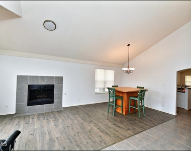 10937 Northview Drive - Photo Thumbnail 4