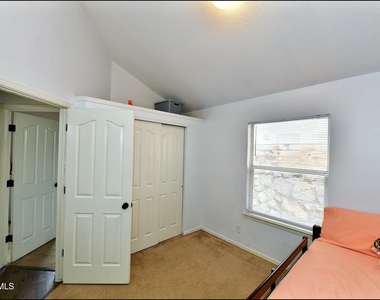 10937 Northview Drive - Photo Thumbnail 36