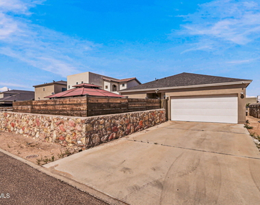2025 William Caples Street - Photo Thumbnail 29
