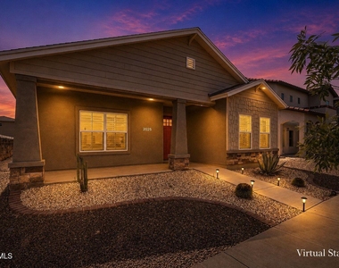2025 William Caples Street - Photo Thumbnail 1