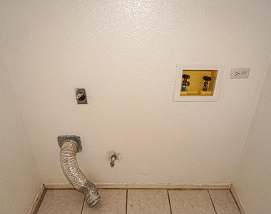 12107 Valley Quail Drive - Photo Thumbnail 10