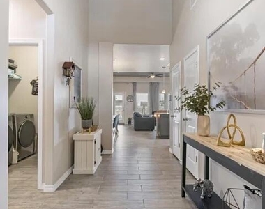 930 Bicknor Place - Photo Thumbnail 15