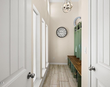 337 Fray Olguin Court - Photo Thumbnail 18