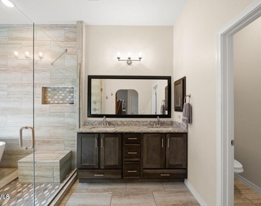 337 Fray Olguin Court - Photo Thumbnail 17