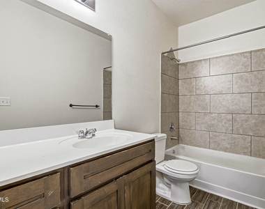 13659 Everingham Street - Photo Thumbnail 15