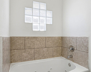 13659 Everingham Street - Photo Thumbnail 25