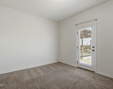 13659 Everingham Street - Photo Thumbnail 19