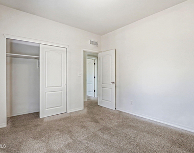 13659 Everingham Street - Photo Thumbnail 20