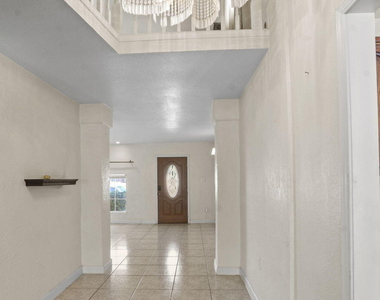 4332 Loma De Brisas Drive - Photo Thumbnail 5