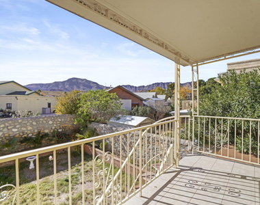 4332 Loma De Brisas Drive - Photo Thumbnail 32