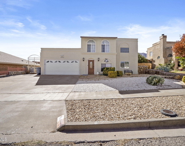 4332 Loma De Brisas Drive - Photo Thumbnail 2