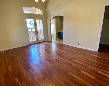 12521 Crystal Ridge Street - Photo Thumbnail 24