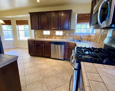12521 Crystal Ridge Street - Photo Thumbnail 8