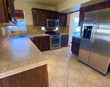 12521 Crystal Ridge Street - Photo Thumbnail 5