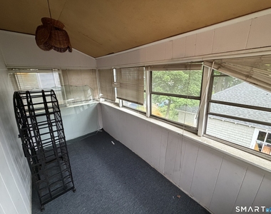 285 Hillside Avenue - Photo Thumbnail 13