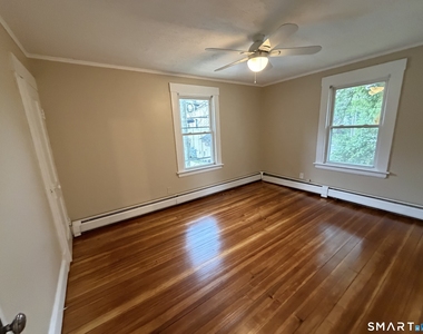 285 Hillside Avenue - Photo Thumbnail 7