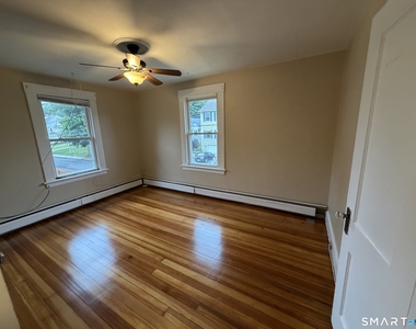 285 Hillside Avenue - Photo Thumbnail 9