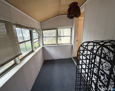 285 Hillside Avenue - Photo Thumbnail 12