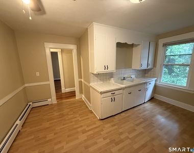 285 Hillside Avenue - Photo Thumbnail 2
