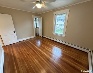 285 Hillside Avenue - Photo Thumbnail 8