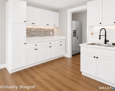 115 Wall Street - Photo Thumbnail 1