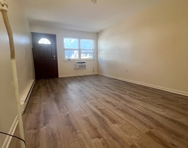 6-8 Hyatt Avenue - Photo Thumbnail 1