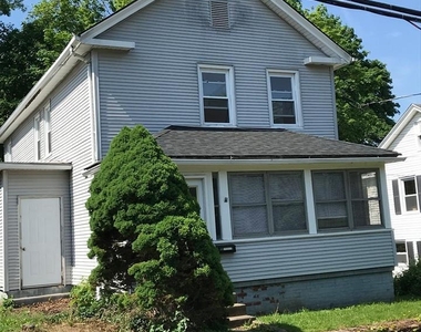 99 Prince Street - Photo Thumbnail 1