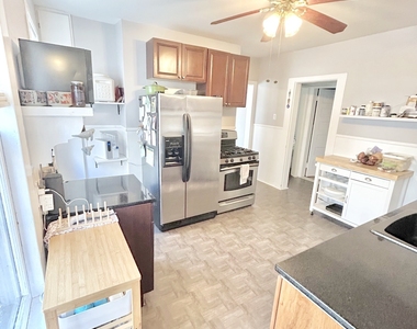 59 Morehouse Street - Photo Thumbnail 13
