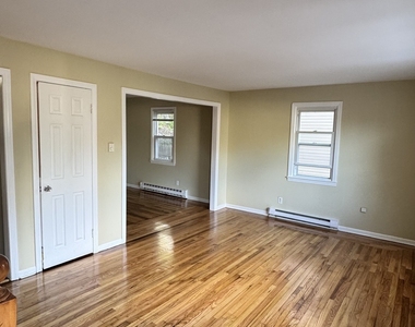 140 Forest Road - Photo Thumbnail 2