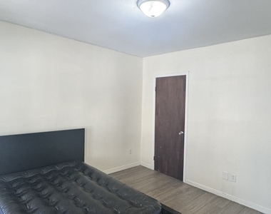 115 Denver Avenue - Photo Thumbnail 10