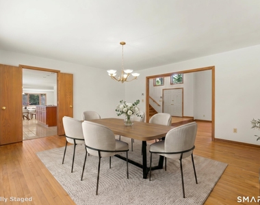 732 Den Road - Photo Thumbnail 9