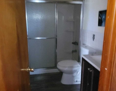 44 Vernon Street - Photo Thumbnail 7